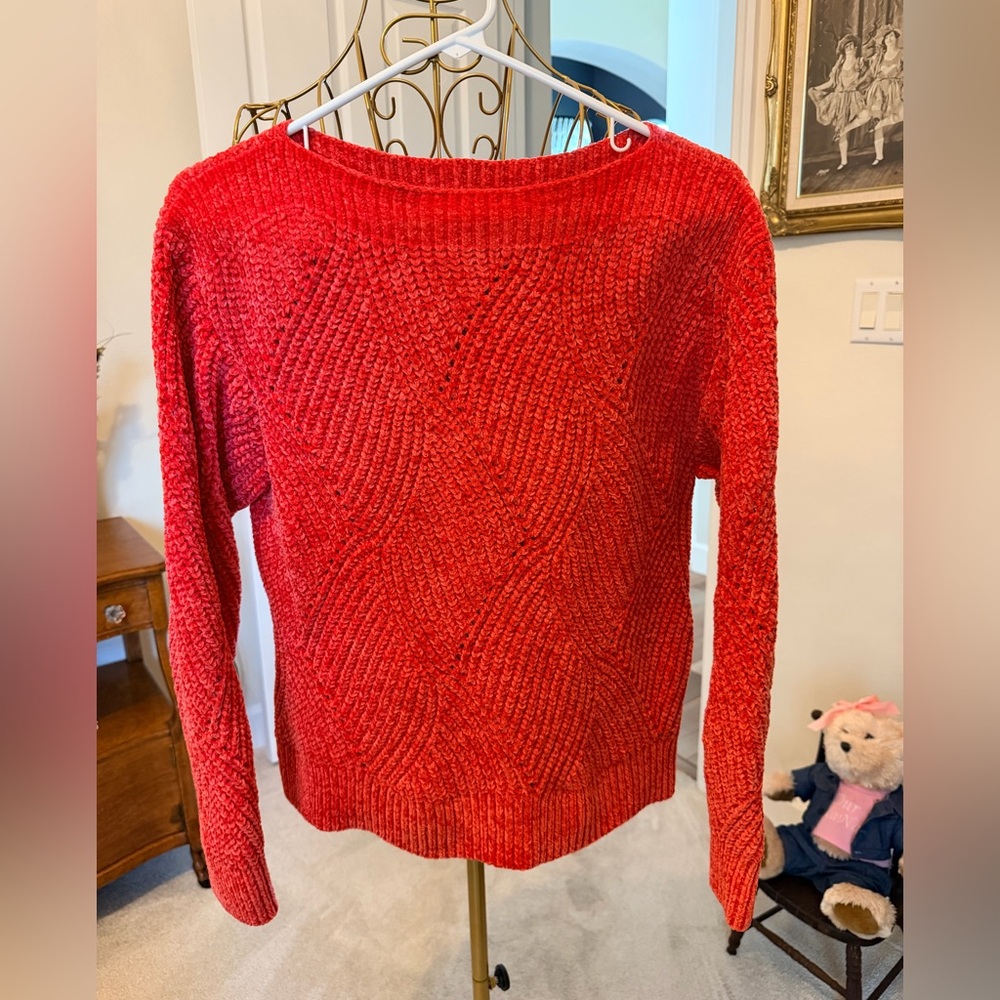 Tommy Bahama Red / Coral Crew Neck Sweater
NWOT